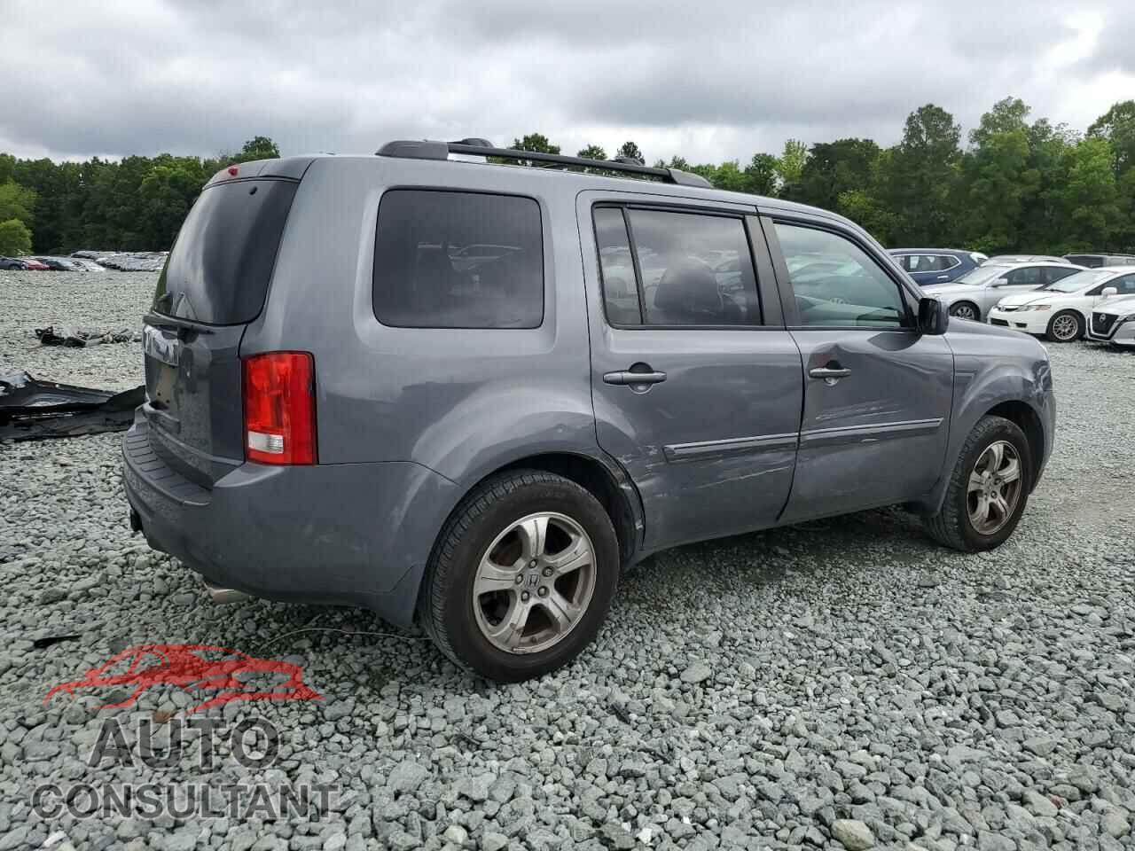HONDA PILOT 2013 - 5FNYF3H63DB014252