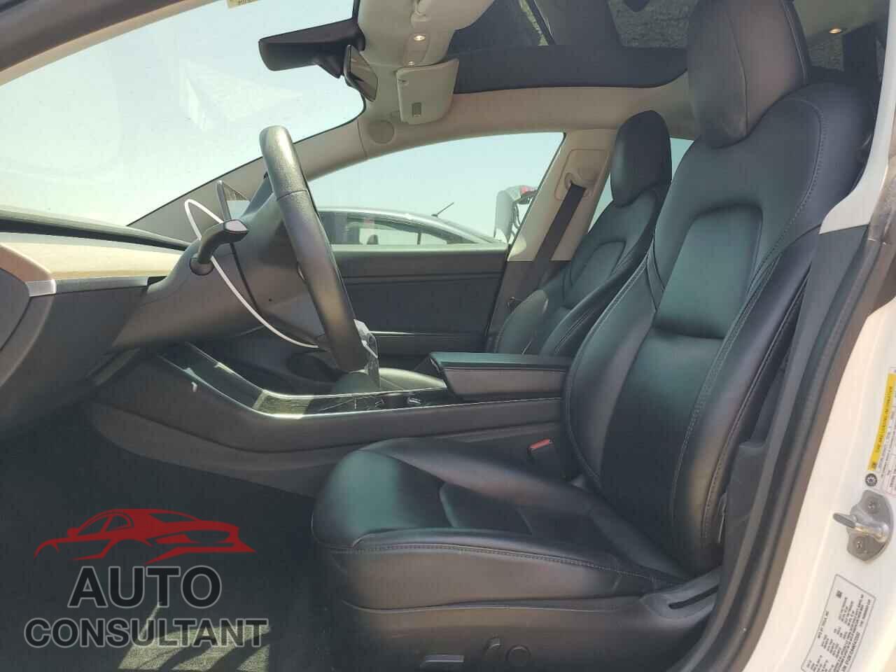 TESLA MODEL 3 2019 - 5YJ3E1EA4KF472552