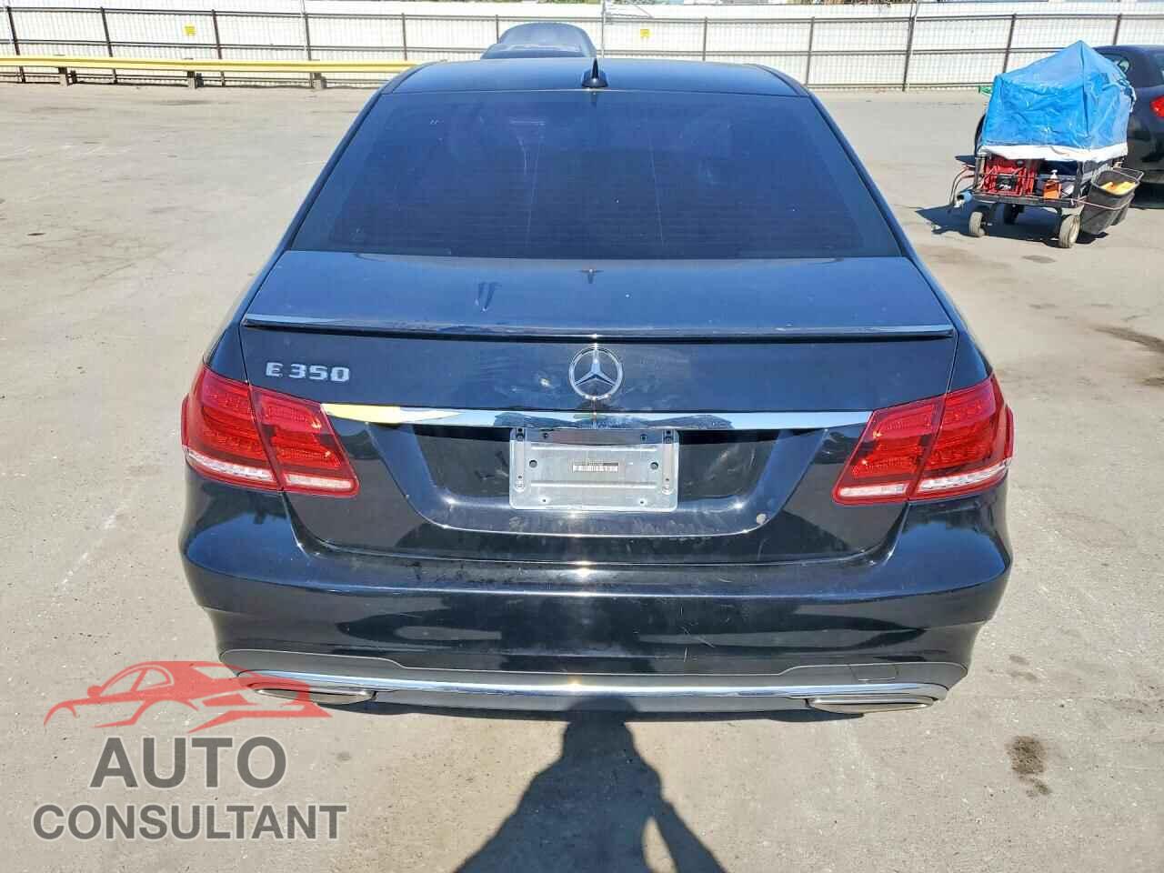 MERCEDES-BENZ E-CLASS 2014 - WDDHF5KB1EA857559