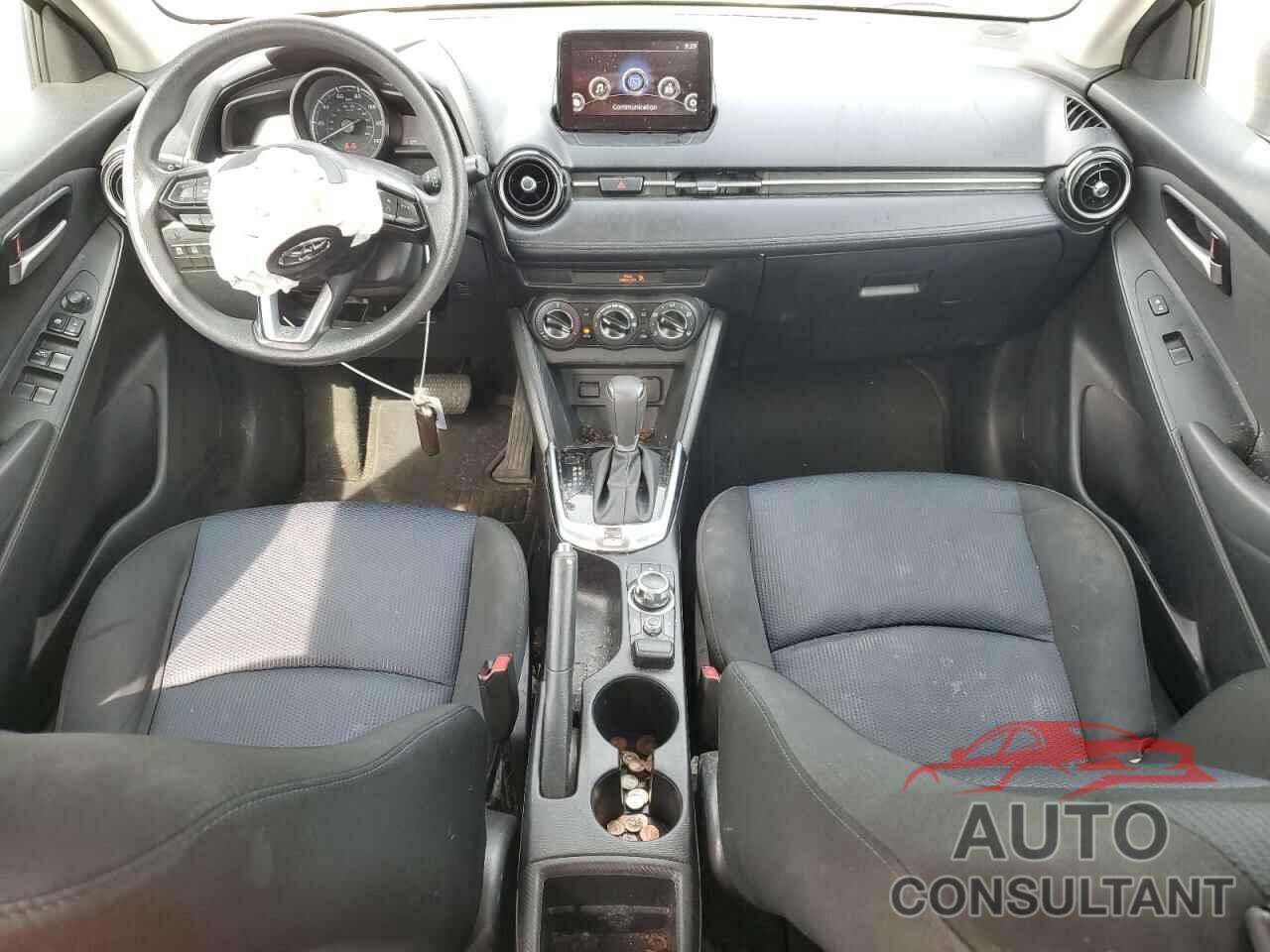 TOYOTA YARIS 2019 - 3MYDLBYV8KY509722