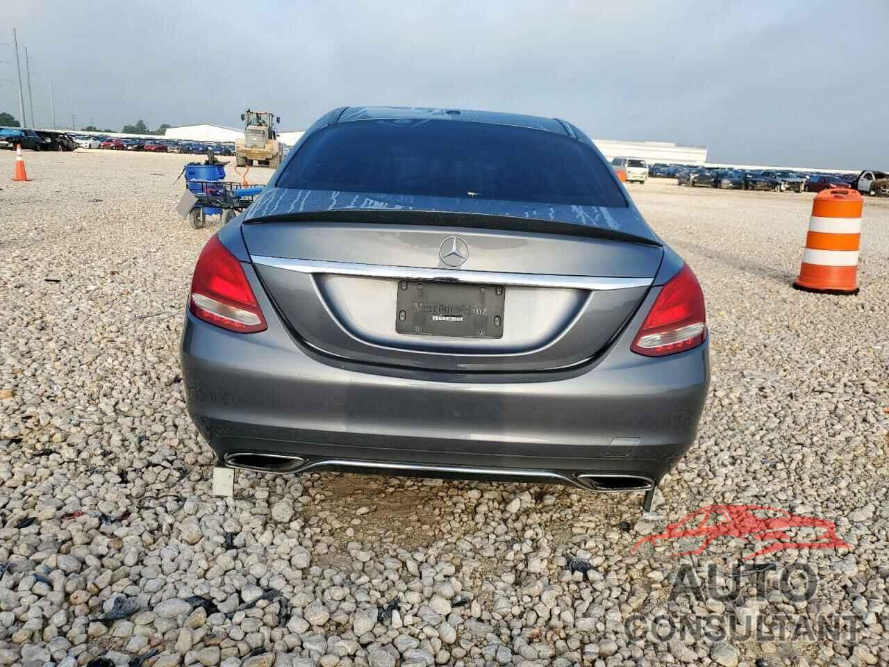 MERCEDES-BENZ C-CLASS 2018 - 55SWF4JB7JU263457