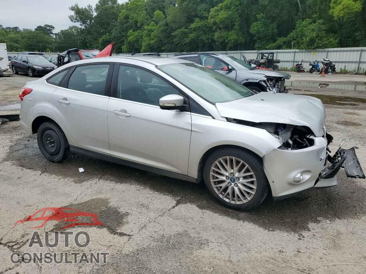 FORD FOCUS 2012 - 1FAHP3H24CL264515