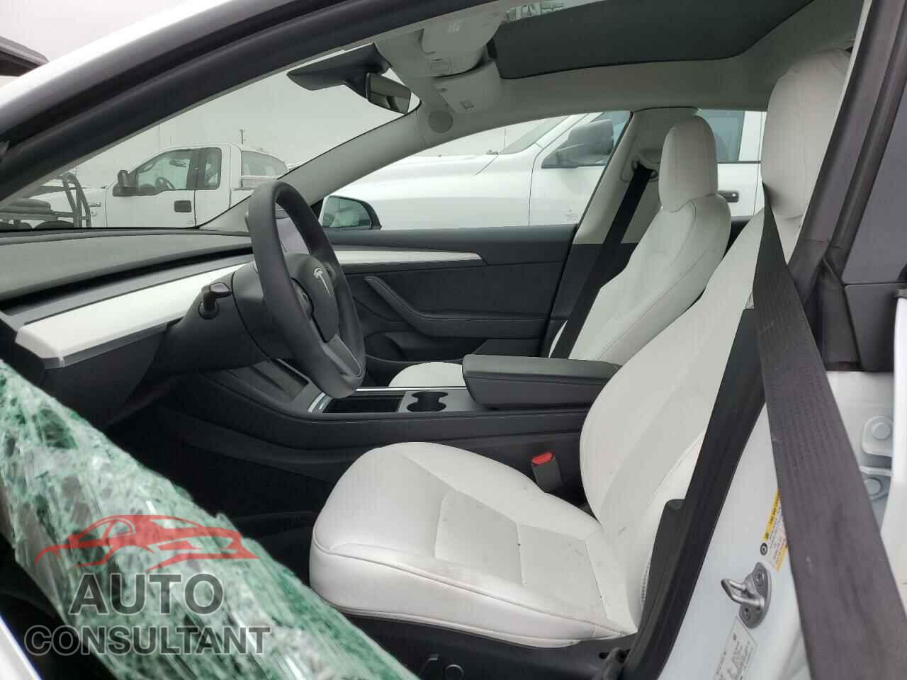 TESLA MODEL 3 2022 - 5YJ3E1EB5NF245366