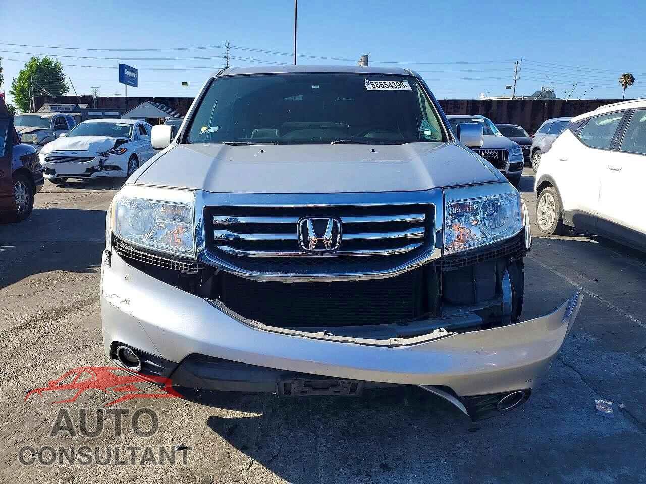 HONDA PILOT 2013 - 5FNYF3H40DB041729