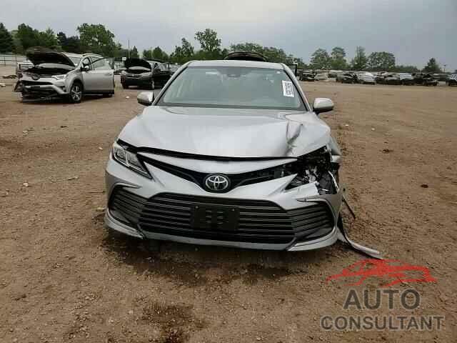 TOYOTA CAMRY 2022 - 4T1C11AK3NU025535