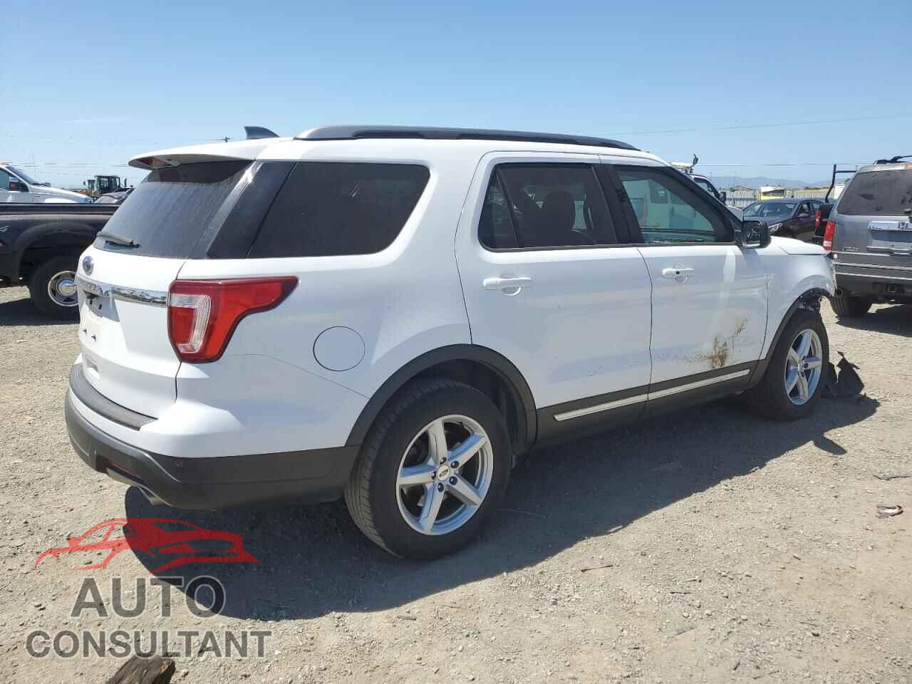FORD EXPLORER 2018 - 1FM5K7D80JGA69316