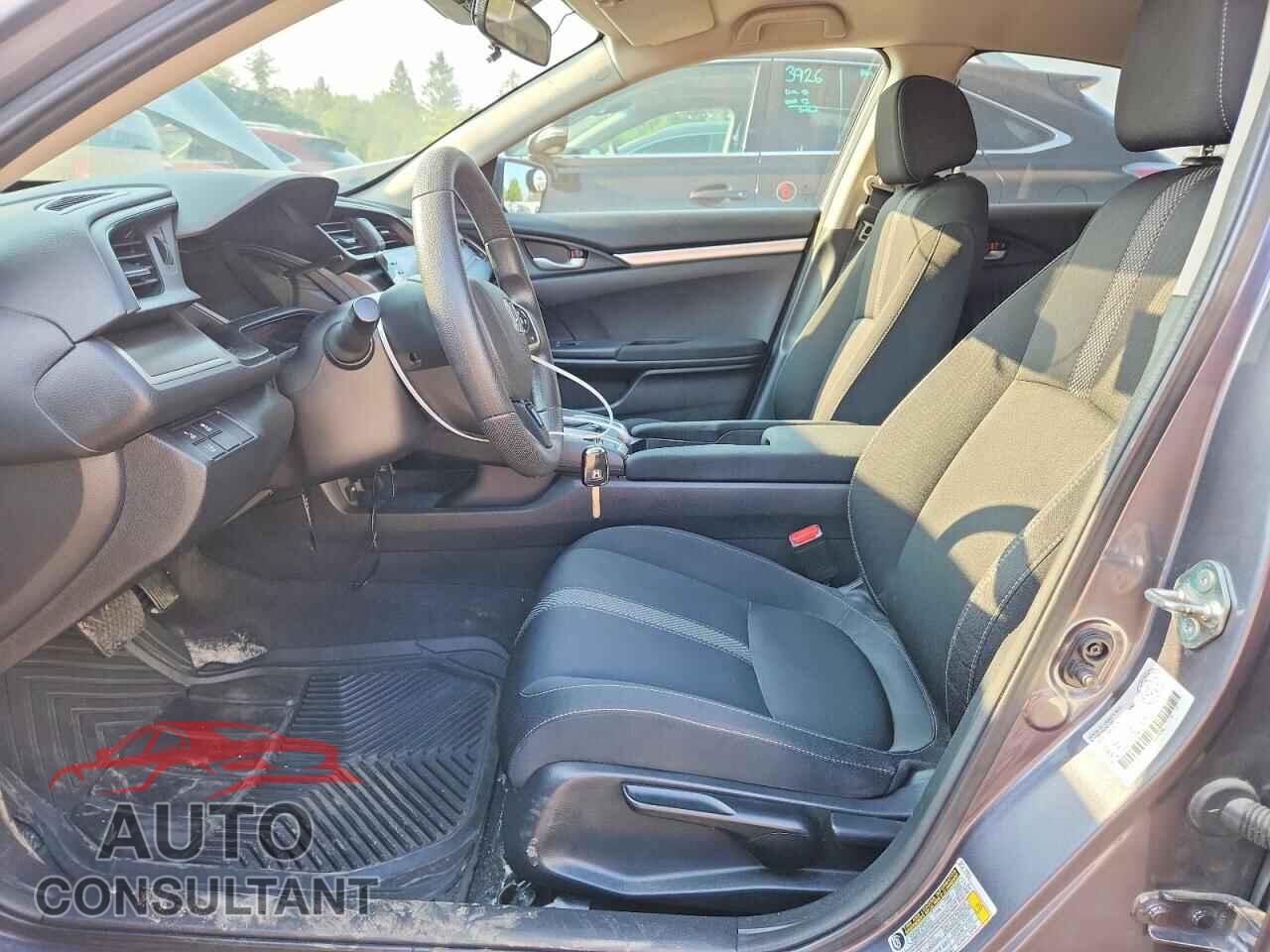 HONDA CIVIC 2019 - 2HGFC2F50KH027103