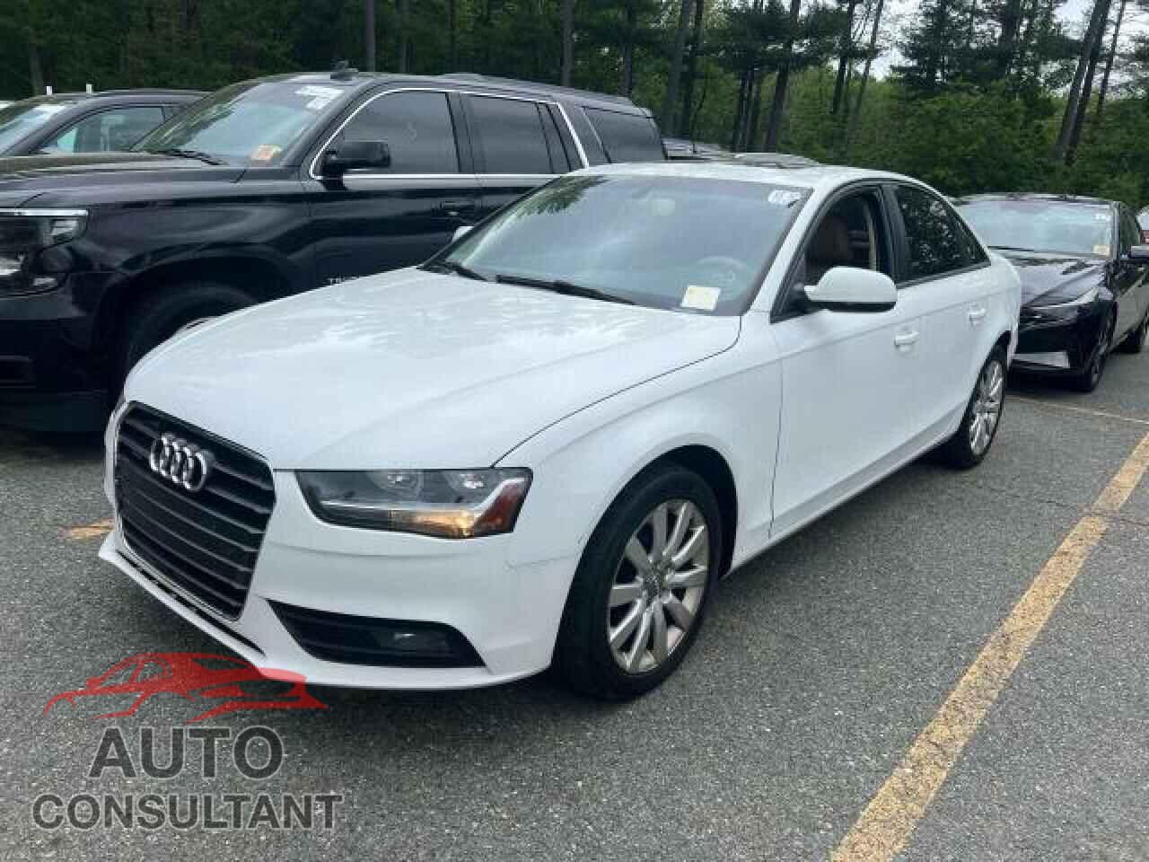 AUDI A4 2013 - WAUBFAFL0DN036100