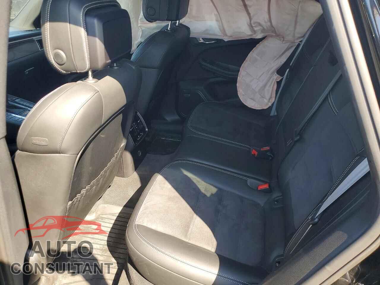 PORSCHE MACAN 2017 - WP1AG2A5XHLB55105