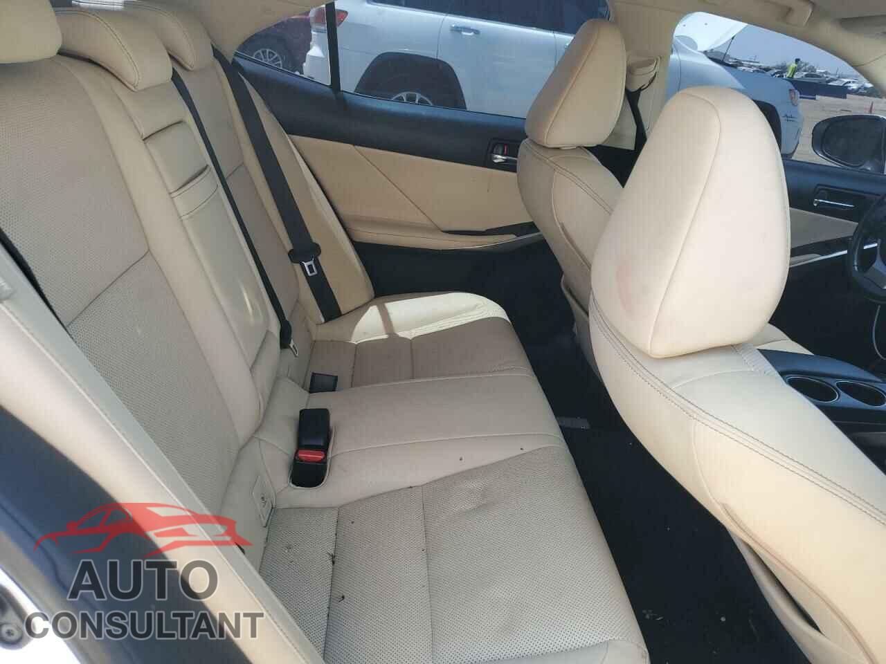 LEXUS IS 2016 - JTHCM1D2XG5013871