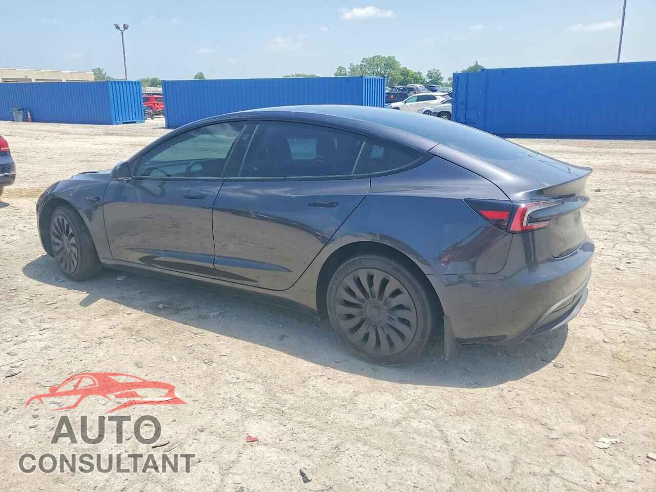 TESLA MODEL 3 2024 - 5YJ3E1EA0RF843958
