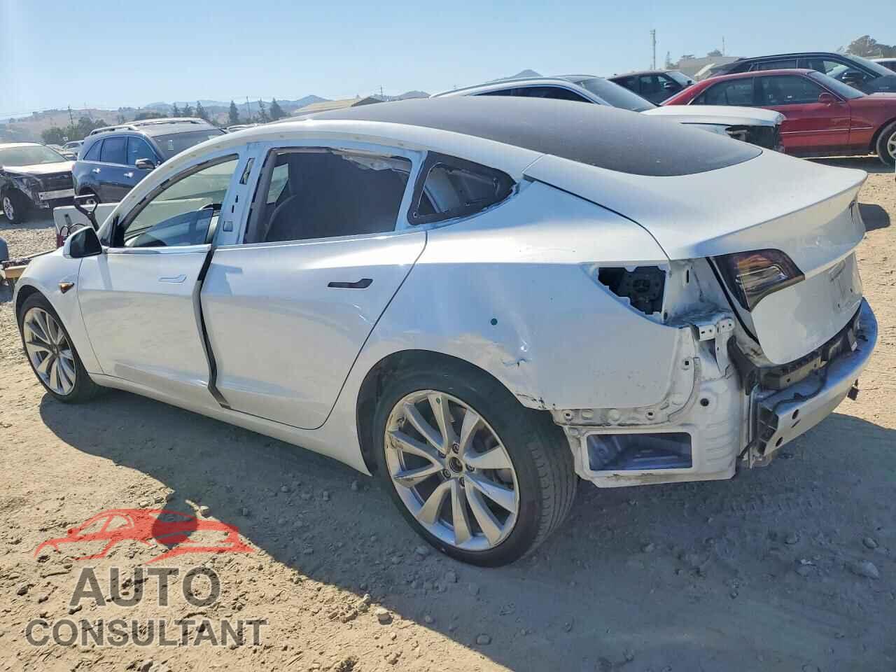 TESLA MODEL 3 2018 - 5YJ3E1EB2JF111568