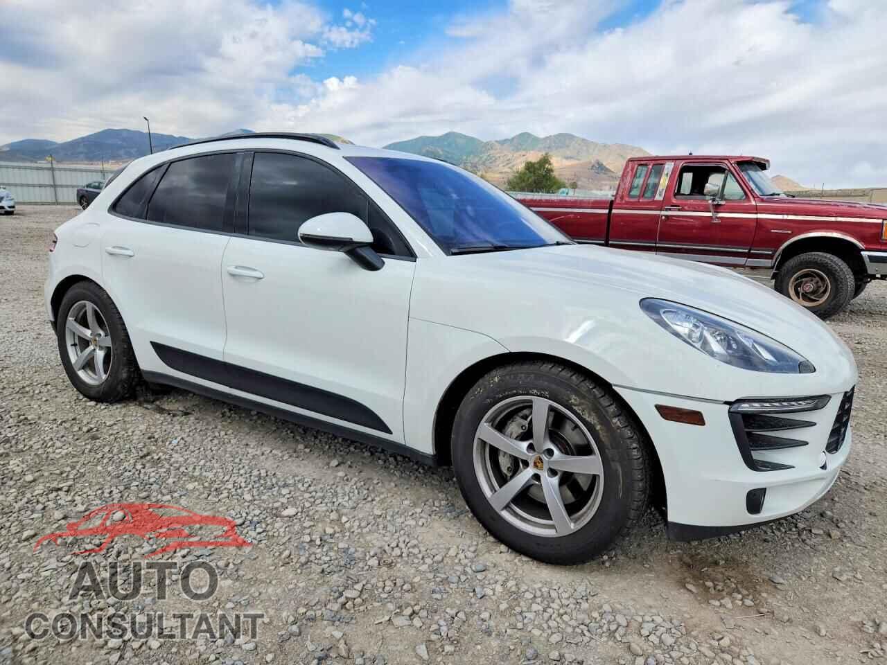 PORSCHE MACAN 2015 - WP1AB2A56FLB43013