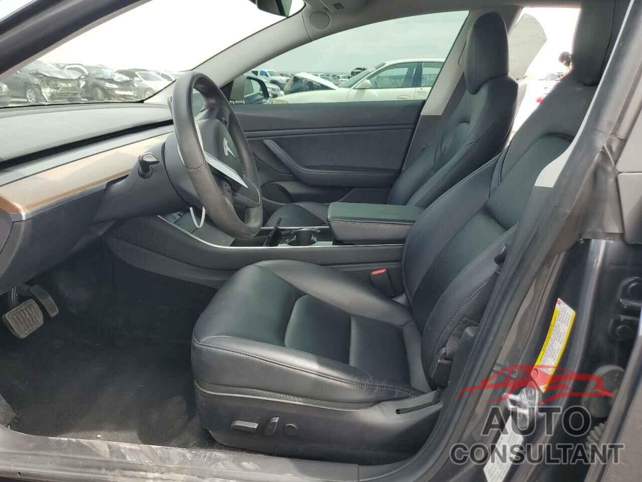 TESLA MODEL 3 2019 - 5YJ3E1EA2KF417212