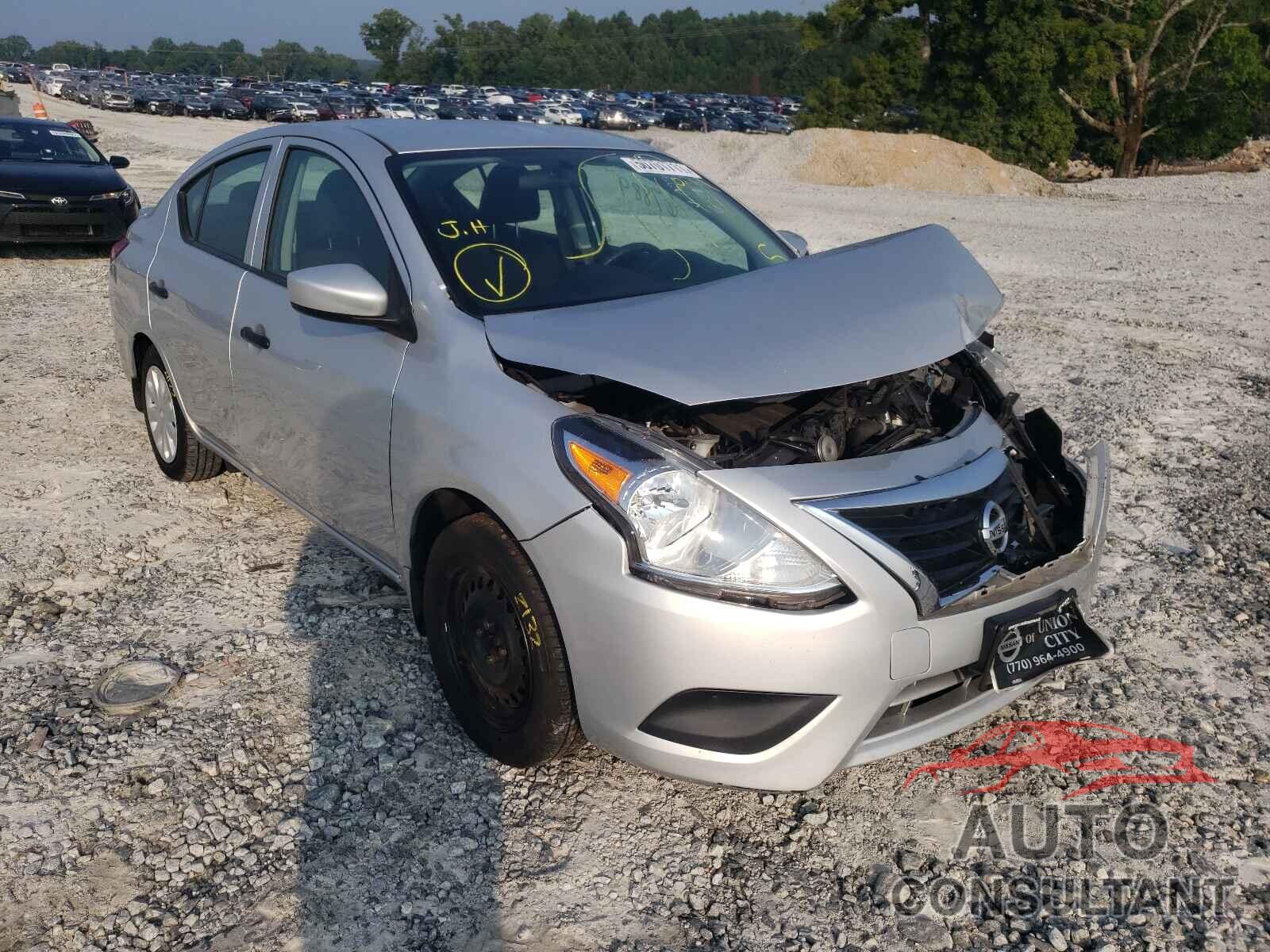 NISSAN VERSA 2018 - 3N1CN7AP2JL860234