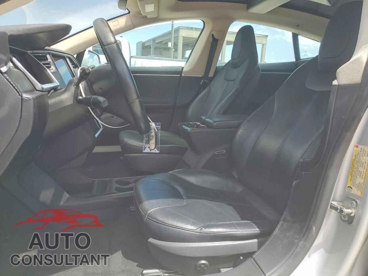 TESLA MODEL S 2013 - 5YJSA1CN4DFP04115