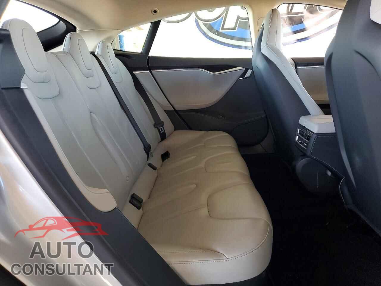 TESLA MODEL S 2013 - 5YJSA1CN9DFP23632