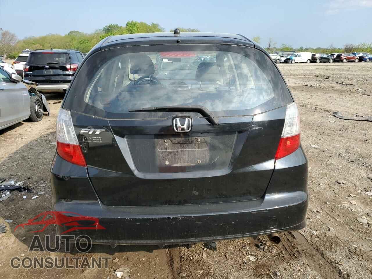 HONDA FIT 2013 - JHMGE8G32DC070598
