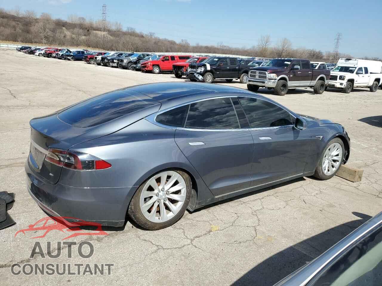 TESLA MODEL S 2013 - 5YJSA1CN9DFP14820