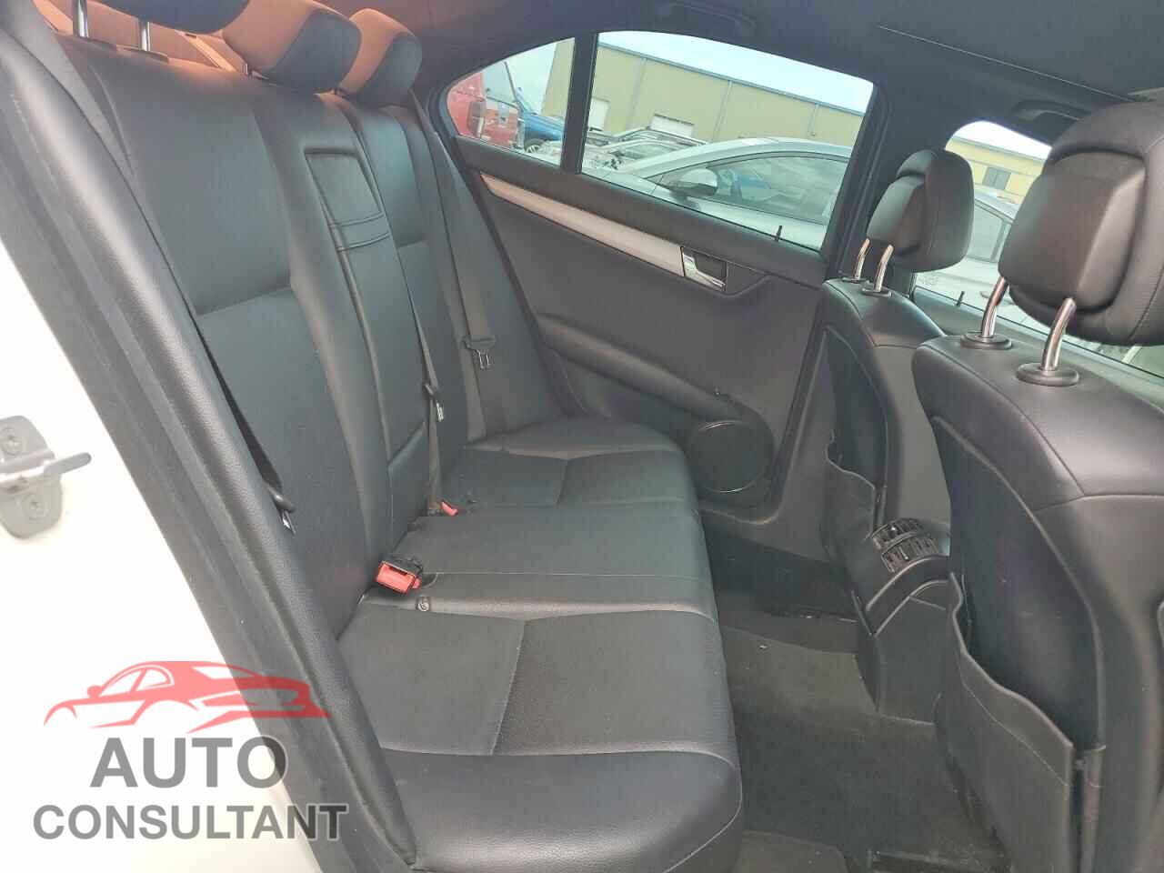MERCEDES-BENZ C-CLASS 2010 - WDDGF5EB3AA401578
