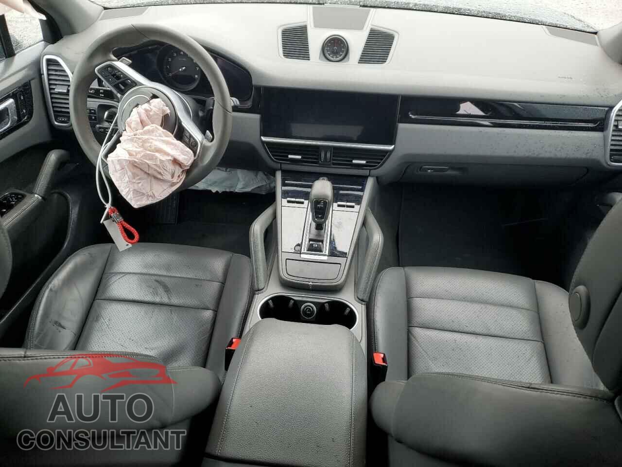 PORSCHE CAYENNE 2019 - WP1AA2AY4KDA11319