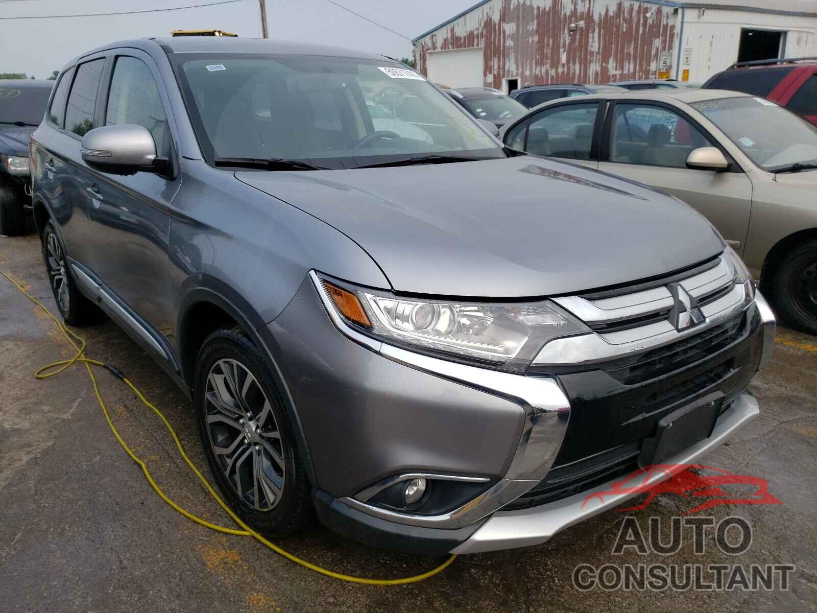 MITSUBISHI OUTLANDER 2018 - JA4AD3A30JZ017374