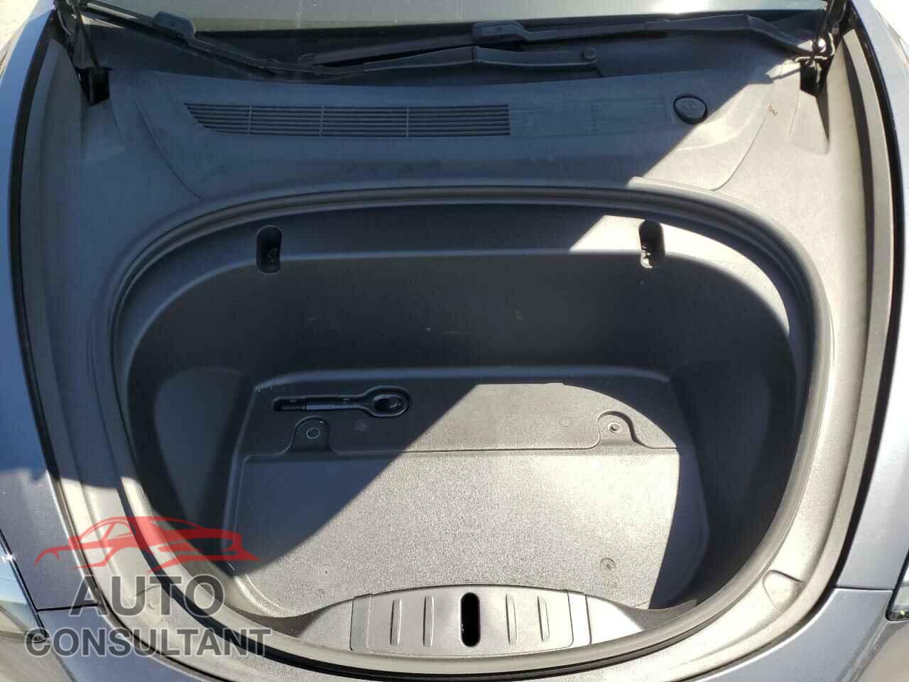 TESLA MODEL 3 2020 - 5YJ3E1EA3LF661064