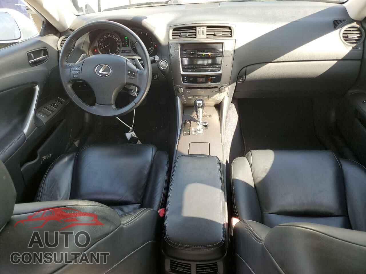 LEXUS IS 2010 - JTHCF5C20A5040006