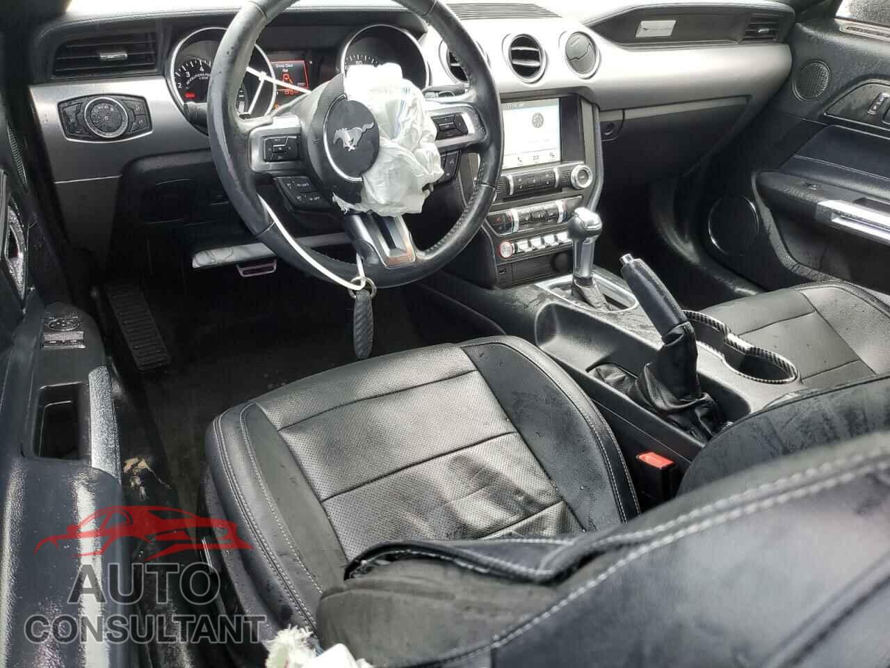 FORD MUSTANG 2018 - 1FA6P8CF8J5184246
