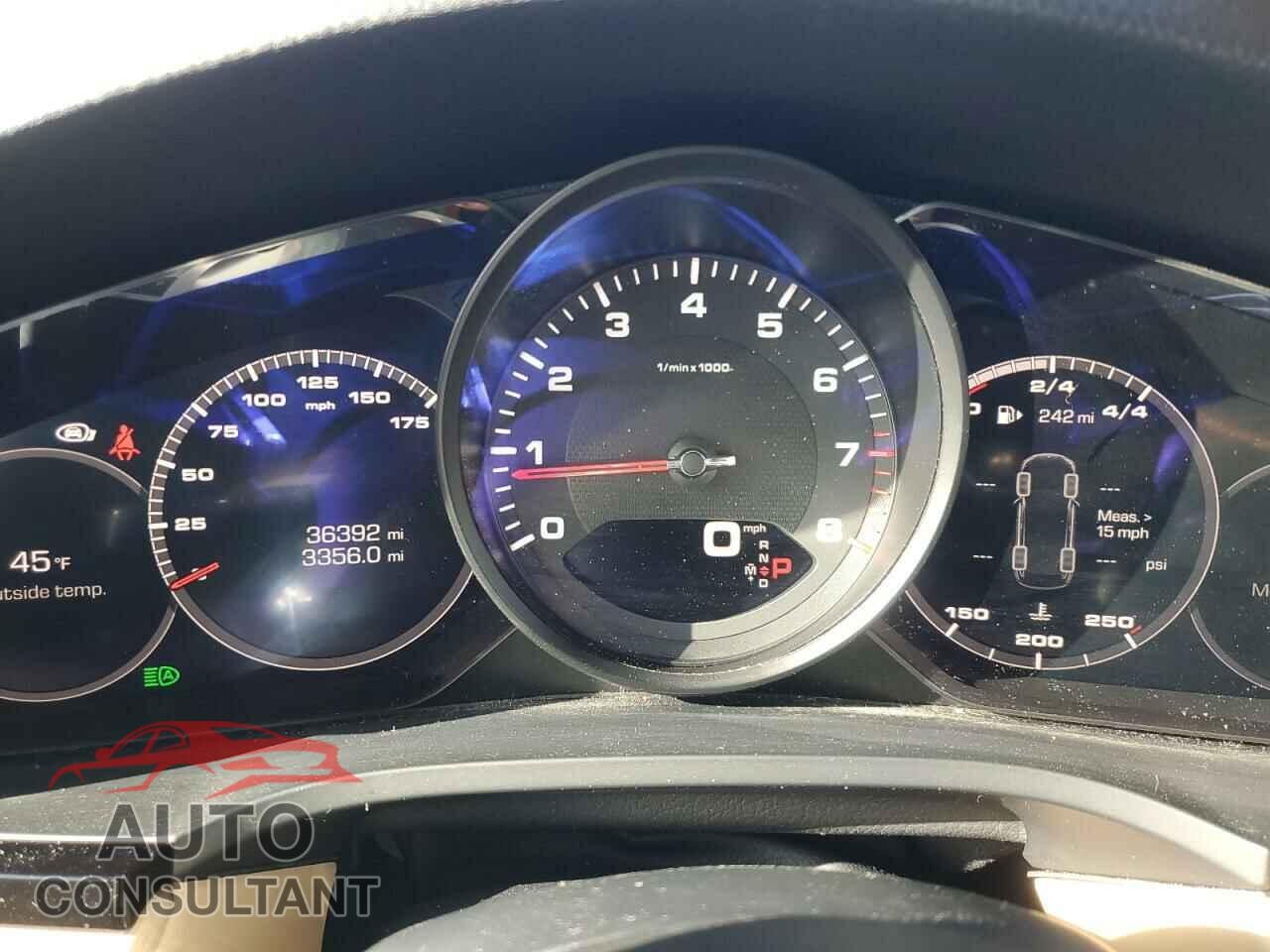 PORSCHE CAYENNE 2019 - WP1AA2AY2KDA01596