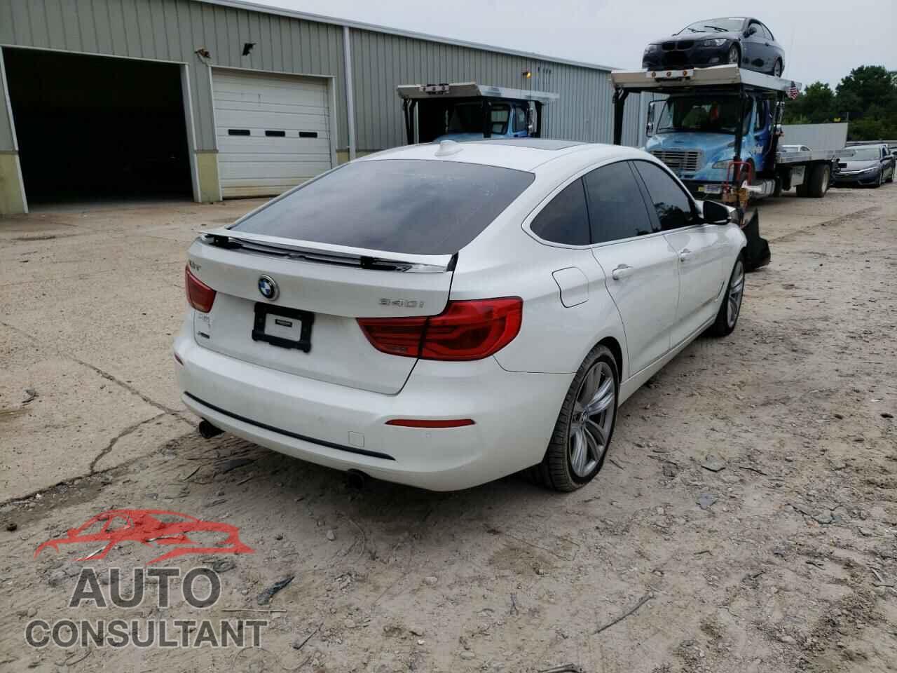 BMW 3 SERIES 2017 - WBA8Y3C59HG450623