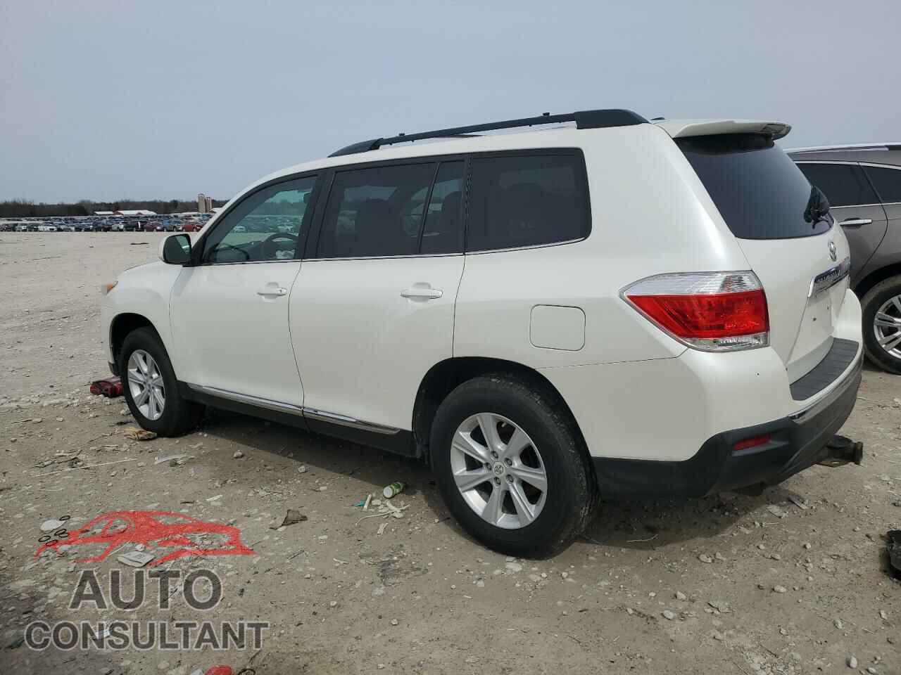 TOYOTA HIGHLANDER 2012 - 5TDBK3EH3CS110626