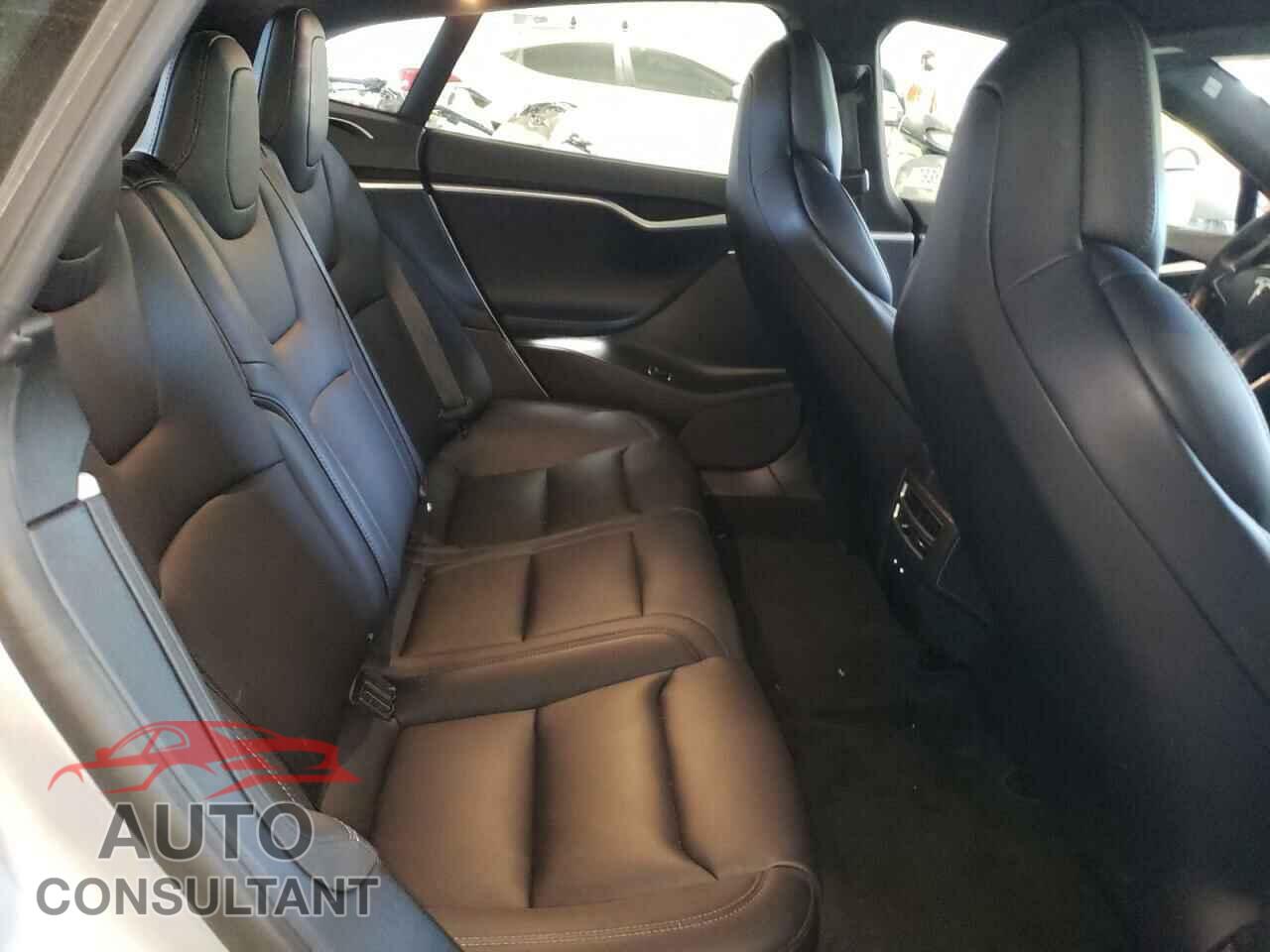 TESLA MODEL S 2018 - 5YJSA1E22JF244869