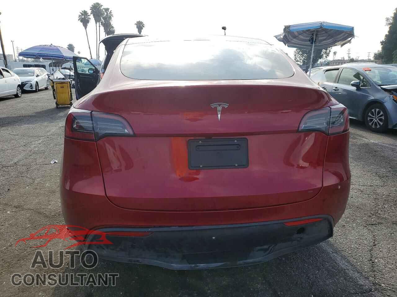 TESLA MODEL Y 2024 - 7SAYGDED8RF207917