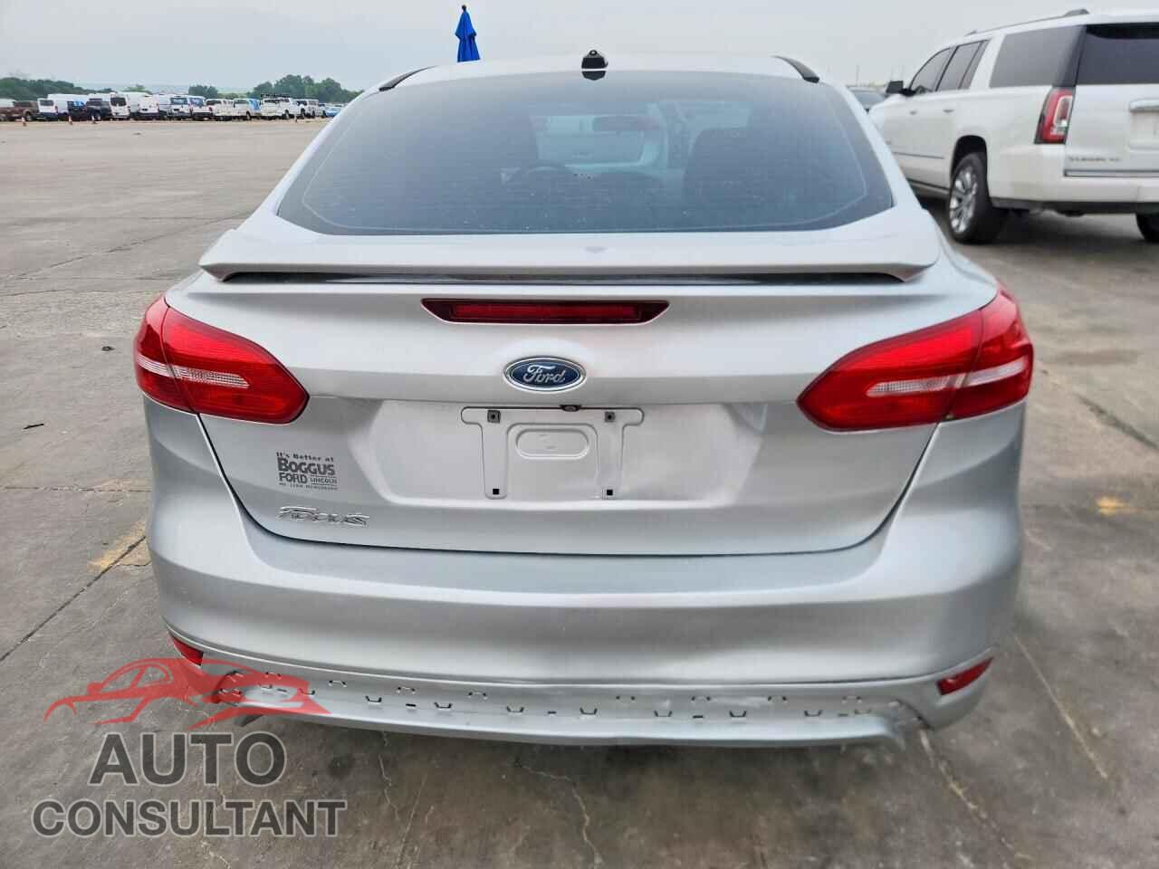 FORD FOCUS 2015 - 1FADP3F27FL313504