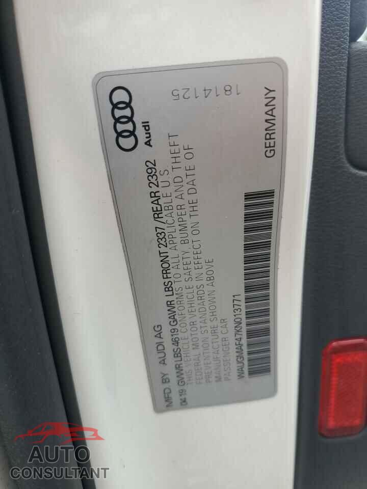 AUDI A4 2019 - WAUGMAF47KN013771