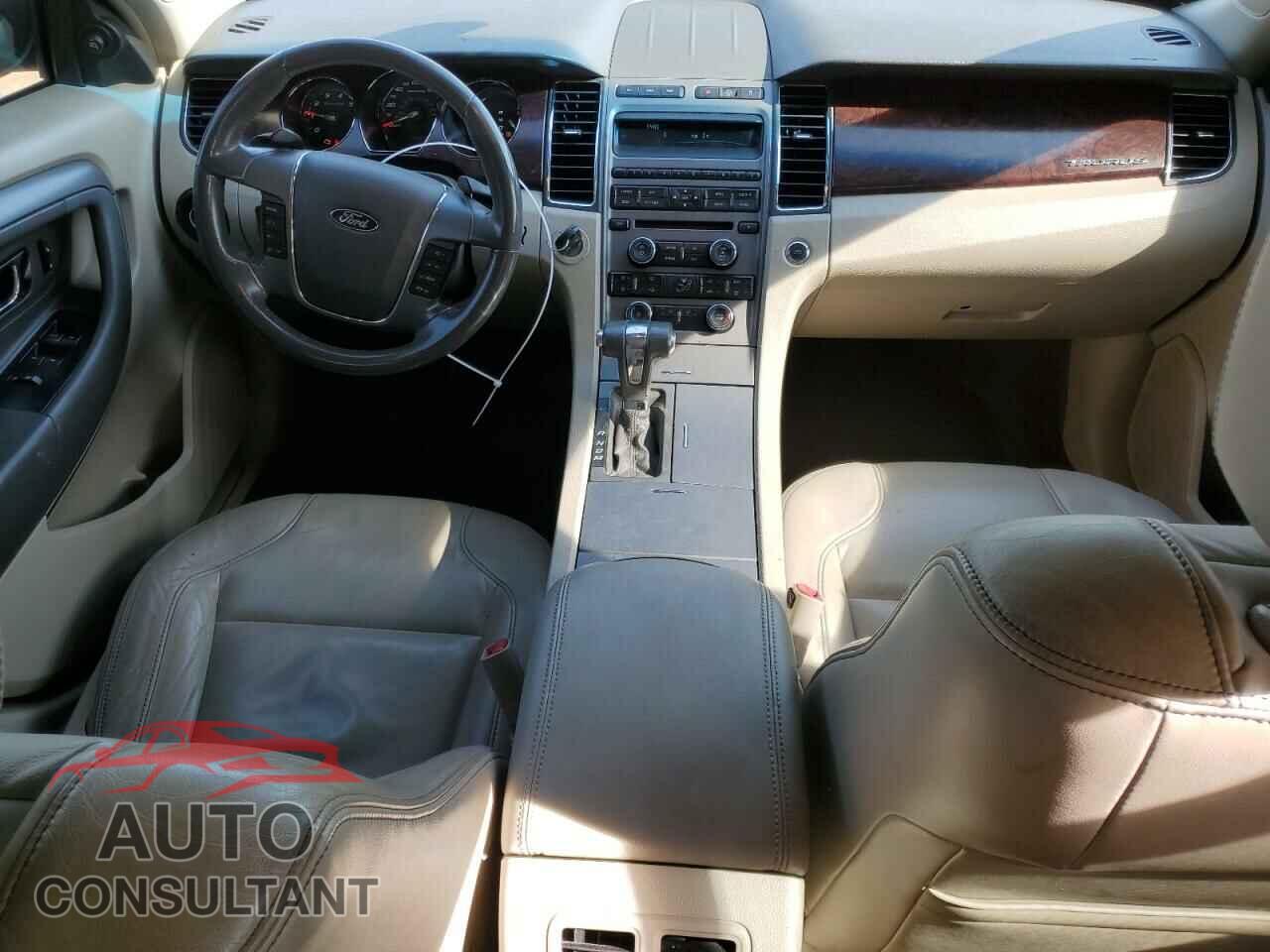 FORD TAURUS 2010 - 1FAHP2EW5AG168254