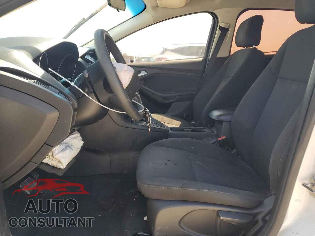 FORD FOCUS 2016 - 1FADP3K2XGL310054