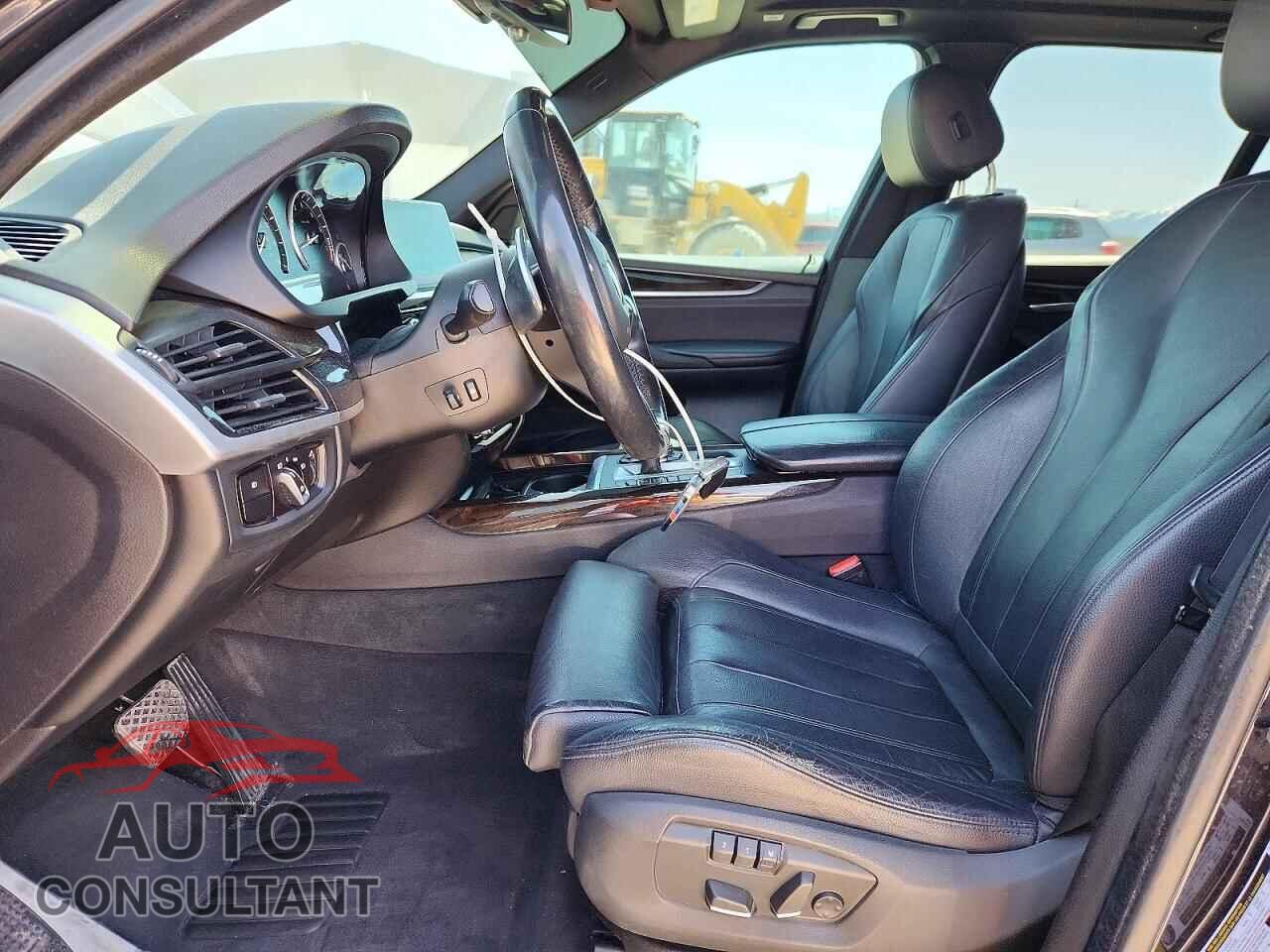 BMW X5 2014 - 5UXKR0C56E0H20871