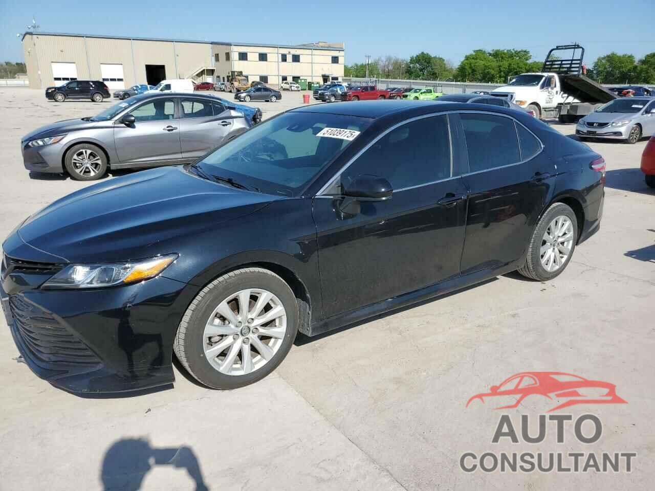 TOYOTA CAMRY 2018 - 4T1B11HKXJU081144