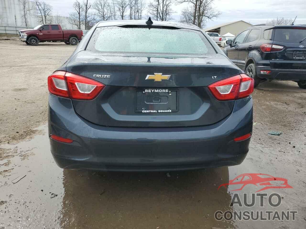 CHEVROLET CRUZE 2017 - 1G1BE5SM7H7277828