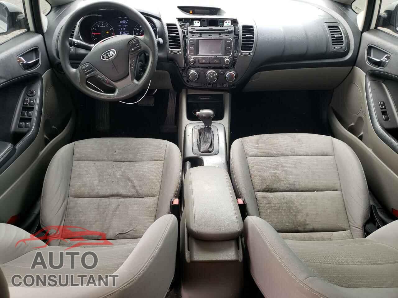 KIA FORTE 2016 - KNAFX4A61G5555100
