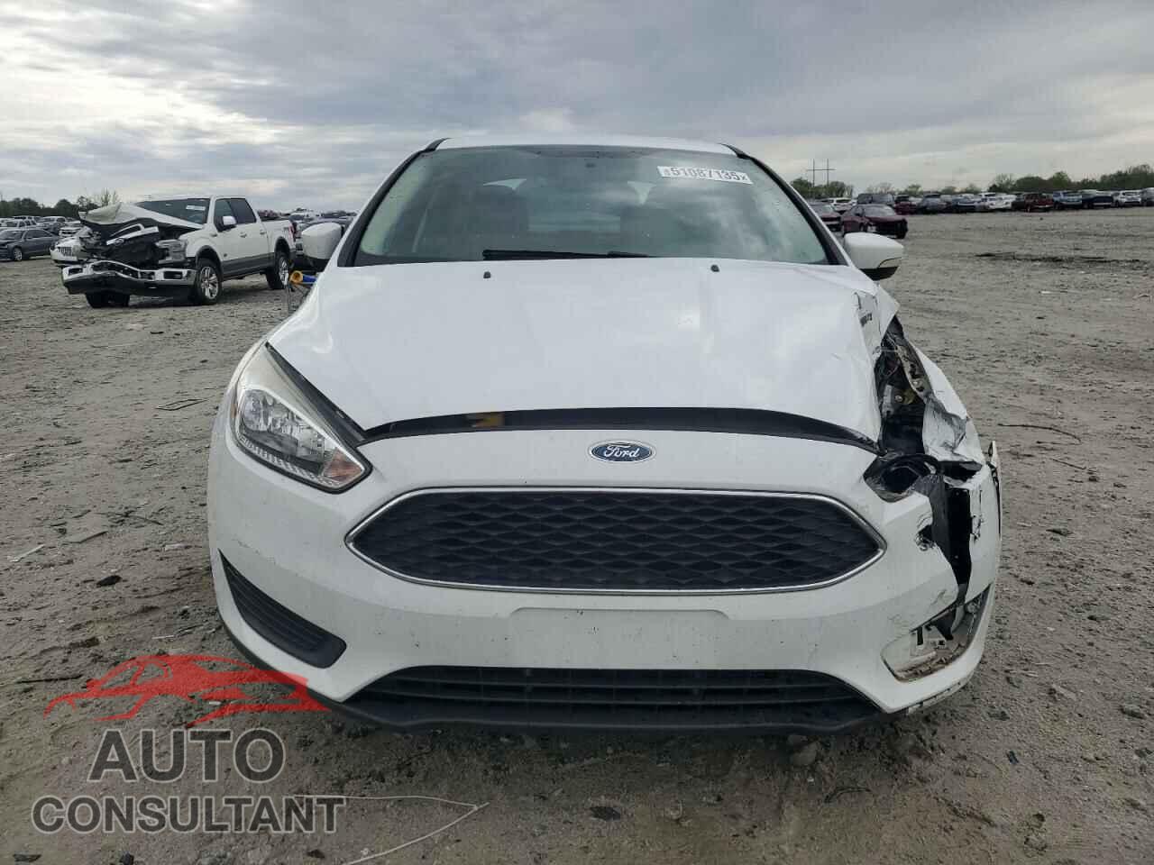 FORD FOCUS 2017 - 1FADP3F27HL269300