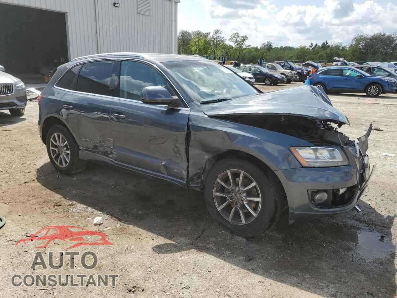 AUDI Q5 2011 - WA1CFAFP4BA090024