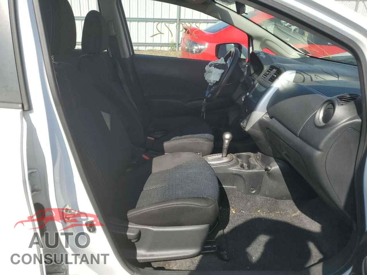 NISSAN VERSA 2019 - 3N1CE2CP1KL366156