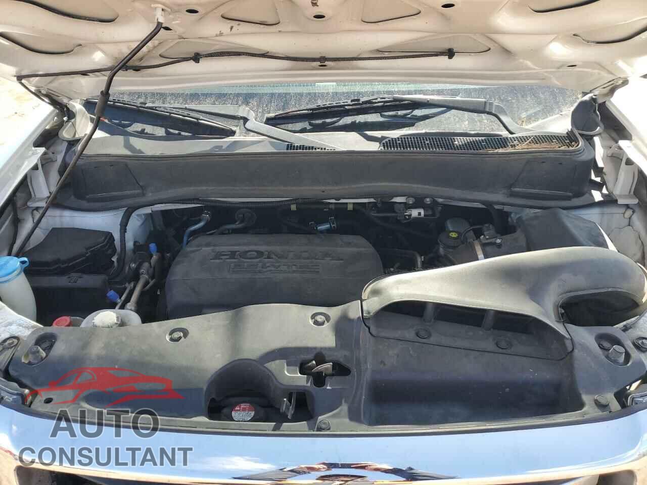 HONDA PILOT 2015 - 5FNYF3H35FB006873