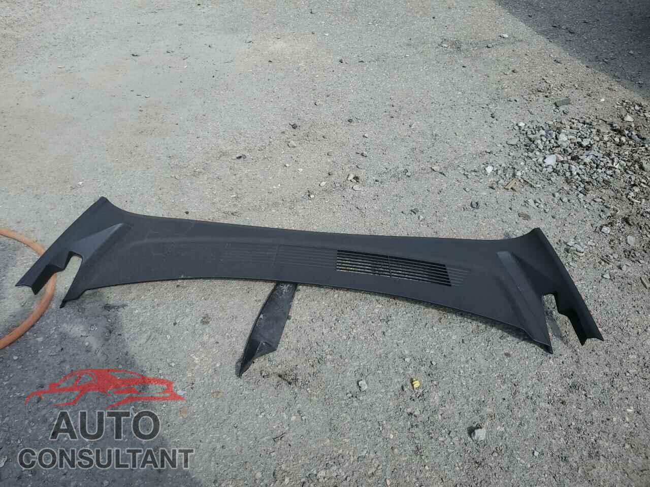 TESLA MODEL 3 2024 - 5YJ3E1EA8RF868400