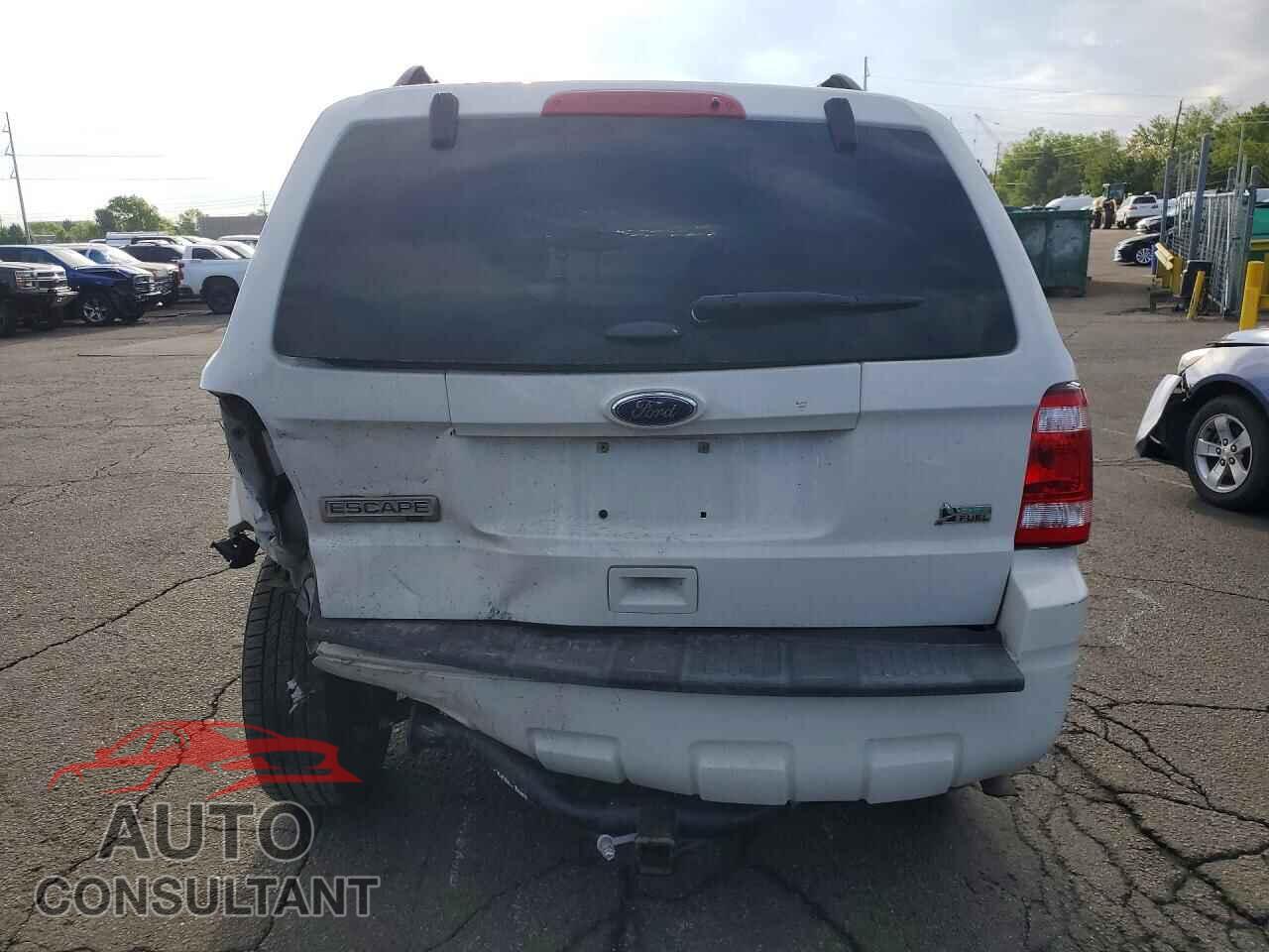 FORD ESCAPE 2011 - 1FMCU0DG2BKC59567