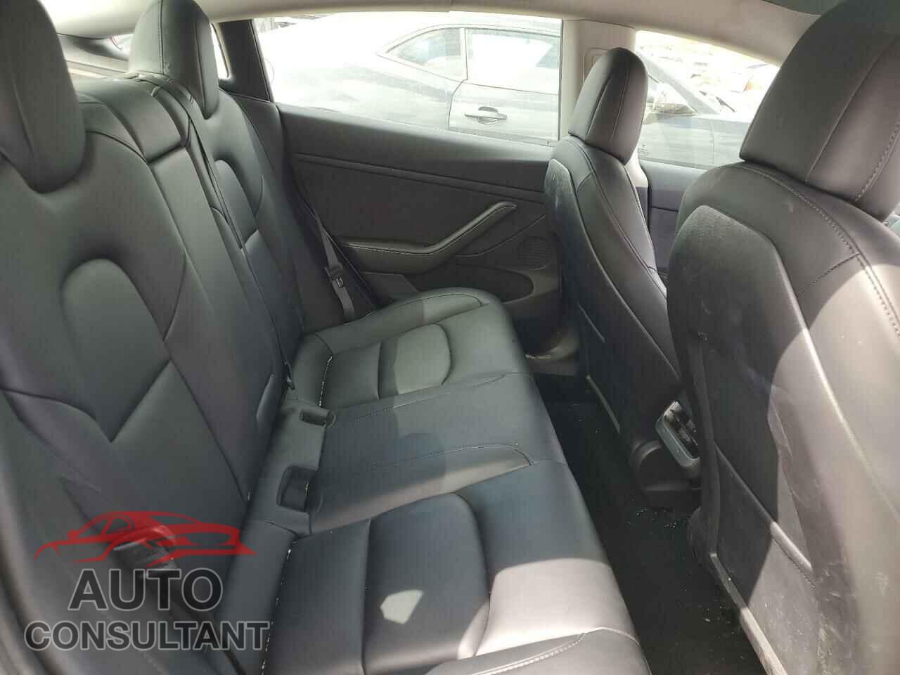 TESLA MODEL 3 2021 - 5YJ3E1EB9MF060929