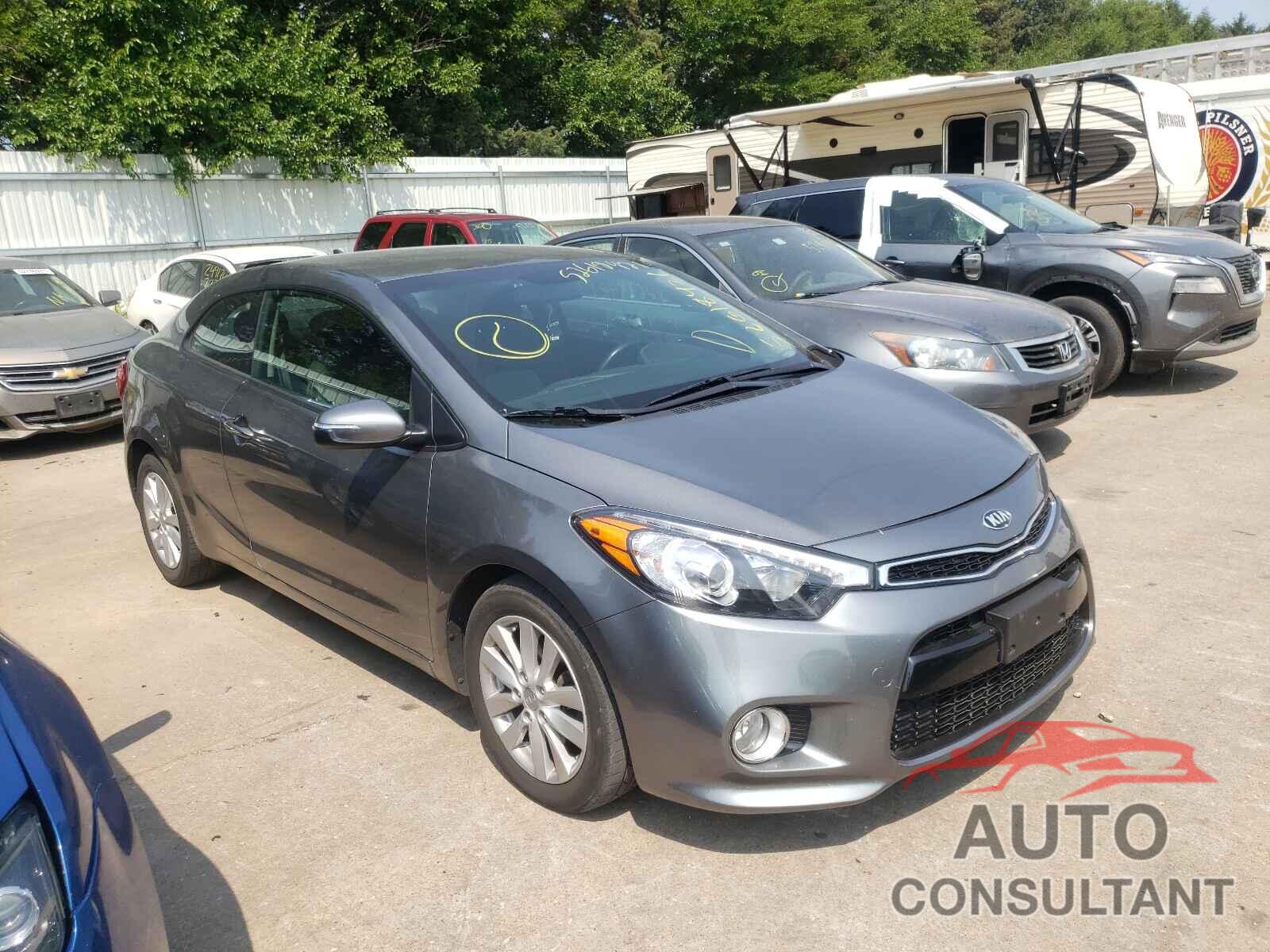 KIA FORTE 2016 - KNAFX6A86G5634937